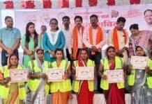 मोहला: स्वच्छताग्राही दीदियों ने दिया संदेश, पर्यावरण संरक्षण और संवर्धन में बढ़े हाथ…