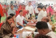 राजनांदगांव : सुशासन तिहार के तहत छुरिया के ग्राम हैदलकोड़ो में समाधान शिविर संपन्न…