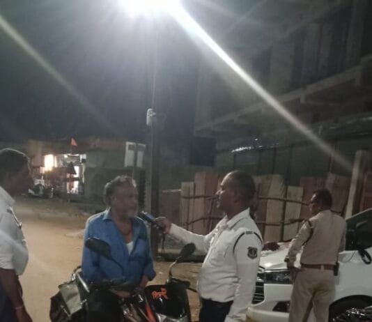 राजनांदगांव: शराब सेवन कर वाहन चलाने वाले 21 वाहन ,बिना हेलमेट 307 दुपहिया वाहन चालकों पर कार्यवाही…