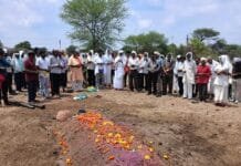 राजनांदगांव : सत्येंद्र साहेब धर्माधिकारी कबीर मठ नादिया ने कबीर पंथी भजन गए, स्व.हेमा साहू को दी भावपूर्ण श्रद्धांजलि…