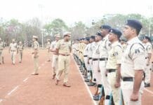 राजनांदगांव : पुलिस अधीक्षक द्वारा लिया गया जनरल परेड़, परेड उपरांत कराया गया बलवा ड्रील का अभ्यास…