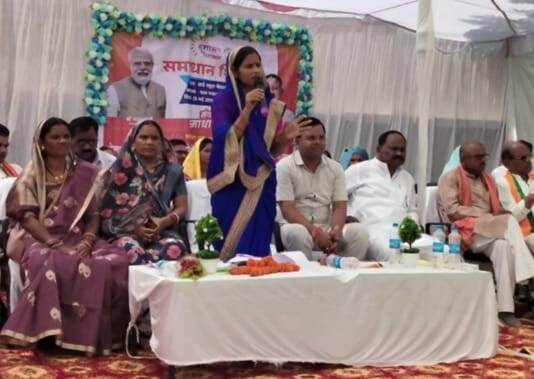 राजनांदगांव : सुशासन तिहार अंतर्गत ग्राम भोलापुर में समाधान शिविर संपन्न…