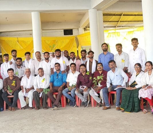 राजनांदगांव : रक्तदान शिविर खुटेरी में नव विवाहित महिला शुभम साहू ने किया प्रथम बार रक्तदान…