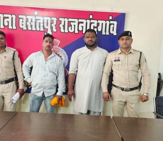 राजनांदगांव: पुरानी रंजिश के चलते नाबालिक द्वारा अपने ही नाबालिक साथी के पेट में किया चाकू से वार…