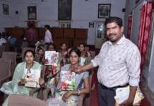 राजनांदगांव: जनसंपर्क विभाग द्वारा लोकमाता अहिल्याबाई होल्कर के ब्रोशर एवं जनमन पत्रिका का किया गया नि:शुल्क वितरण…