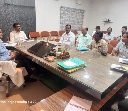 राजनांदगांव : महापौर यादव ने ली विद्युत मण्डल के अधिकारियो की बैठक…