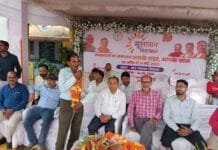 राजनांदगांव : हेमचंद देशलहरे करारोपण अधिकारी को शाल, श्रीफल भेंटकर सम्मानित किया और सेवानिवृत्ति पर दी विदाई…