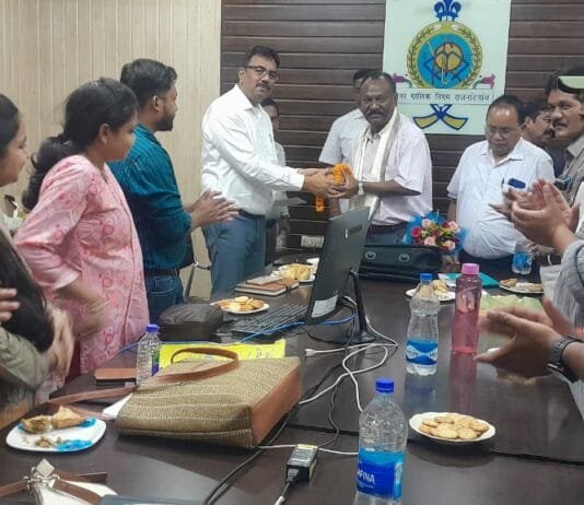 राजनंादगांव : सहायक अभियंता कामना सिंह यादव को सेवानिवृत्त होने पर निगम में दी गई बिदाई…