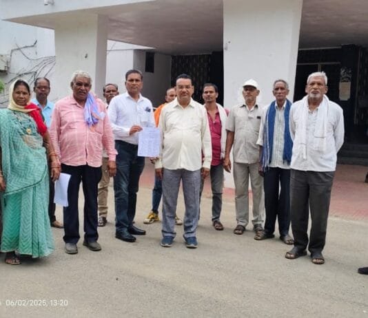 राजनांदगांव : तीन तालाबों से पानी ले जाने निजी उद्योग ने बिछाई पाइपलाइन किसानों ने किया विरोध…