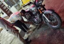 राजनांदगांव : 2 वाहनों में मॉडिफाइड साइलेंसर लगाकर चलते पाए जाने पर की गई कार्यवाही…