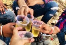 राजनांदगांव : लखोली में जहां तहां छलक रहे जाम पुलिस की अनदेखी पता नहीं क्या होगा अंजाम…