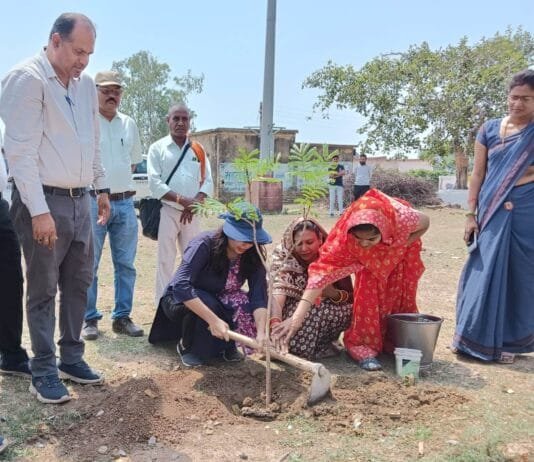 राजनांदगांव : जिले में प्रत्येक शनिवार को हो रहा स्वच्छता त्यौहार का आयोजन…