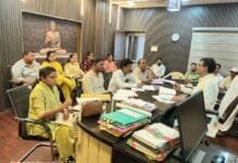 राजनांदगांव : अपने अपने वार्ड में अतिक्रमण व अवैध प्लाटिंग की जॉच करने, निर्माण कार्य के अलावा बिजली, पानी की स्थिति देखने के दिये निर्देश…