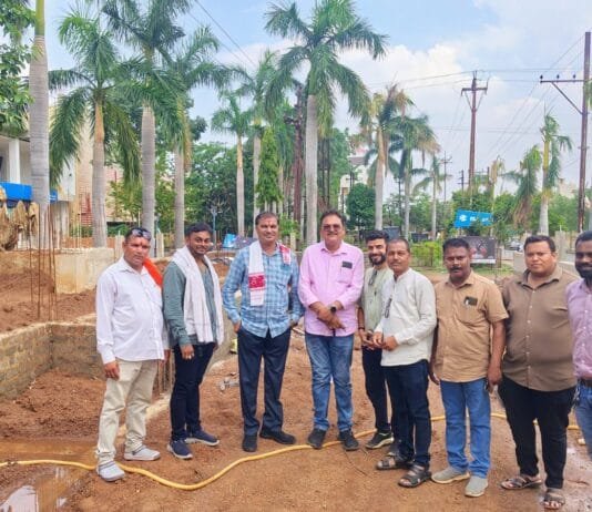 राजनांदगांव : महापौर मधुसूदन यादव वार्डो में साफ सफाई एवं निर्माण कार्य का किया निरीक्षण