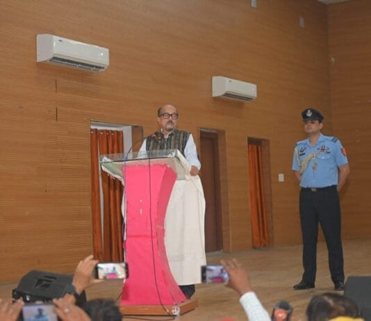 रायपुर : सीमा की सुरक्षा प्रत्येक नागरिक का कर्तव्य: राज्यपाल रमेन डेका…