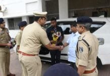 राजनांदगांव : आकस्मिक निरीक्षण के दौरान पुलिस अधीक्षक कार्यालय में राजपत्रित अधिकारियों का समीक्षा बैठक लेकर दिये आवश्यक निर्देश…