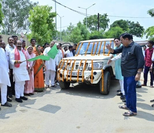 रायपुर : सुशासन की रोशनी वनांचल तक अचानकमार के 12 गांवों के सोलर पैनलों में लगाई जा रही नई बैटरियां…