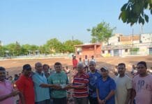 राजनांदगांव : साउथ अफ्रिका की मैराथन में कांस्य जीतने वाले उमेश का चिखली स्कूल में सम्मान…