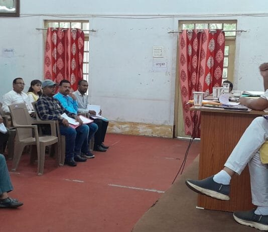 राजनांदगांव: राजस्व विभाग की समीक्षा में महापौर ने स्व विवरणी की जॉच कर डिमाण्ड दुरूस्त कर वसूली के दिये निर्देश…