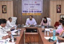 राजनांदगांव : गर्भवती महिलाओं की प्रसव पूर्व नि:शुल्क जांच एवं उपचार नियमित तौर पर होना चाहिए : कलेक्टर…