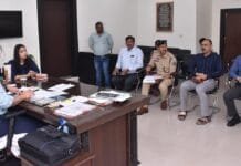 राजनांदगांव : आत्मसमर्पित नक्सलियों एवं नक्सल पीड़ित परिवारों को पुनर्वास नीति के तहत प्रधानमंत्री आवास योजना एवं अन्य शासकीय सुविधाओं का लाभ दिलाने के दिए निर्देश…