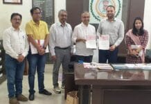 राजनांदगांव : शिक्षा के क्षेत्र में नवाचार को बढ़ावा देने विनोबा टीम और जिला प्रशासन के बीच एमओयू पर हस्ताक्षर…