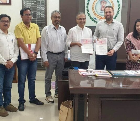 राजनांदगांव : शिक्षा के क्षेत्र में नवाचार को बढ़ावा देने विनोबा टीम और जिला प्रशासन के बीच एमओयू पर हस्ताक्षर…