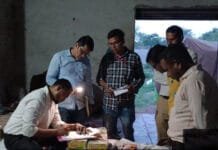 राजनांदगांव : अवैध सितार निर्माण फैक्ट्री में दबिश, दस्तावेज के अभाव में फैक्ट्री सील…