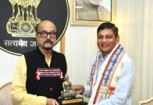 रायपुर : राज्यपाल डेका नेे मुख्य सचिव जैन को सेवानिवृत्ति पर दी शुभकामनाएं…