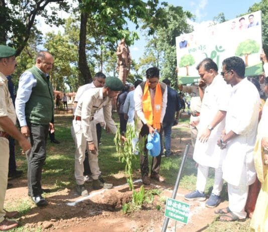रायपुर : वित्त मंत्री ओ.पी. चौधरी रामगढ़ महोत्सव में हुए शामिल…