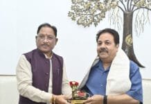 रायपुर : मुख्यमंत्री साय से बीसीसीआई उपाध्यक्ष राजीव शुक्ला ने की सौजन्य मुलाकात…