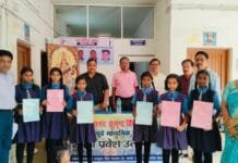 रायपुर : जून से खुले स्कूलों के पट, पहले दिन पहुंचे बच्चों का हुआ स्वागत…