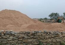 रायपुर : रेत के अवैध भंडारण पर ग्राम बरबसपुर में बड़ी कार्रवाई…