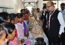 रायपुर : राज्यपाल रमेन डेका ने टीबी मरीजों को पोषण आहार किट वितरण किया…