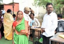 रायपुर : धरती आबा अभियान से आदिवासी हितग्राहियों को त्वरित लाभ…