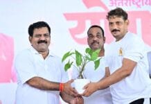 रायपुर : अंतर्राष्ट्रीय योग दिवस पर कवर्धा में भव्य ‘योग संगम’, उपमुख्यमंत्री विजय शर्मा ने लिया भाग…