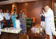 शहादत को नमन: केंद्रीय गृह मंत्री अमित शाह ने शहीद आकाश राव गिरिपुंजे के परिजनों से की मुलाकात…