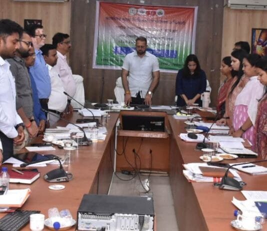 राजनांदगांव : सुकमा जिले में नक्सली हमले में शहीद अतिरिक्त पुलिस अधीक्षक आकाश राव गिरिपुंजे को दी गई श्रद्धांजलि…