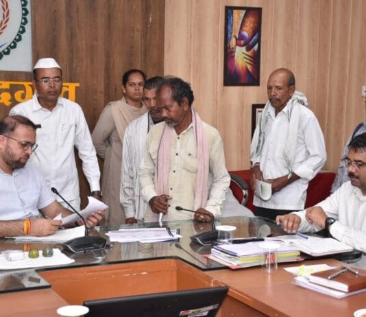 राजनांदगांव : जनदर्शन में प्राप्त आवेदनों का प्राथमिकता के साथ निराकरण करने के दिए निर्देश…