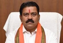 रायपुर : शहीदों के परिजनों को मिलेगा विभाग चुनने का विकल्प, मुख्यमंत्री विष्णुदेव साय का आभार- उप मुख्यमंत्री विजय शर्मा…