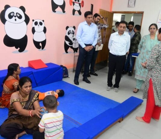 राजनांदगांव : सचिव दिव्यांगजन सशक्तिकरण विभाग भारत सरकार राजेश अग्रवाल ने सीआरसी सेंटर ठाकुरटोला का किया निरीक्षण…