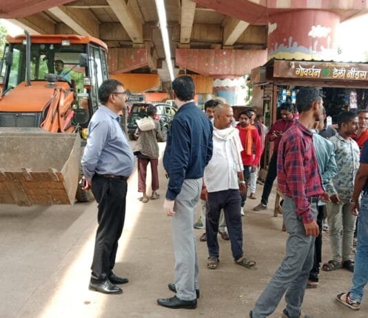 राजनांदगांव : फ्लाई ओव्हर के नीचे आज भी चली अतिक्रमण हटाने की कार्यवाही…