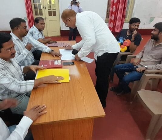 राजनांदगांव : दिल्ली दरवाजा के पास निर्मित प्रथम तल की 2 दुकानोे की नीलामी से निगम को 62 लाख 12 हजार रूपये की आय…