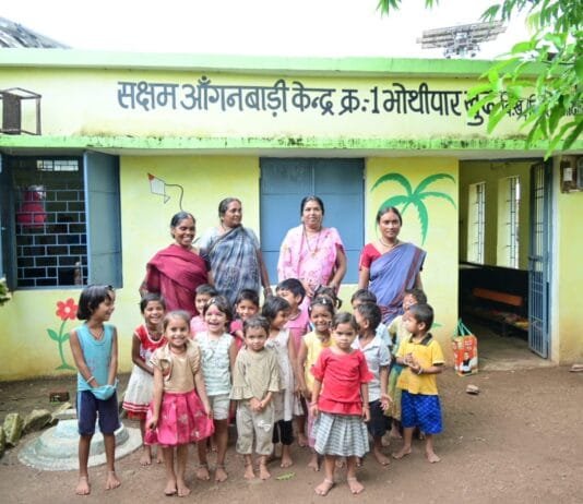 राजनांदगांव : मुस्कुराइए कि आप आंगनबाड़ी केंद्र में हैं,नन्हे बच्चे देश का भविष्य…