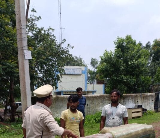 राजनांदगांव : 8 बोरियो मे भरी 215 किग्रा.गांजा की तस्कारी करने वाले 2 आरोपी चढे पुलिस के हत्थे…