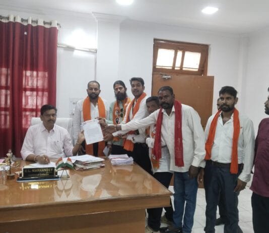 राजनांदगांव : किसानों को उचित दाम पर खाद उपलब्ध करवाए प्रशासन – शिवसेना…