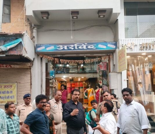 राजनांदगांव : शहर के आम्बेडकर चौक से ममता नगर अण्डर ब्रिज तक चला अतिक्रमण हटाव अभियान…