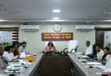 मोहला : कलेक्टर प्रजापति ने की प्रधानमंत्री फसल बीमा योजना की समीक्षा…