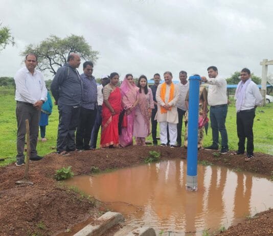 राजनांदगांव : सांसद संतोष पांडे ने मिशन जल रक्षा के तहत जल संरक्षण कार्यों का किया निरीक्षण…