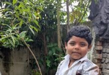 राजनांदगांव: 6 वर्षीय अथर्व रजक ने जन्मदिन पर किया वृक्षारोपण, मां को समर्पित किया पौधा